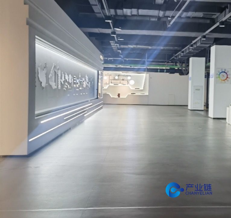 6821ed2530cd9.jpg